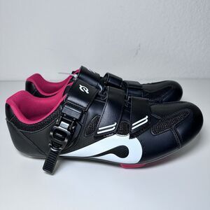 Peloton Cycling Shoes Unisex Size 41 Black Red Cleats Included Indoor Spin Bike